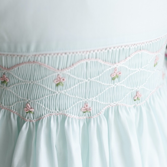 Aqua Blue Green Smocked Dress Sleeveless Boutique Size 4 Hand Embroidery NWT - Picture 4 of 7